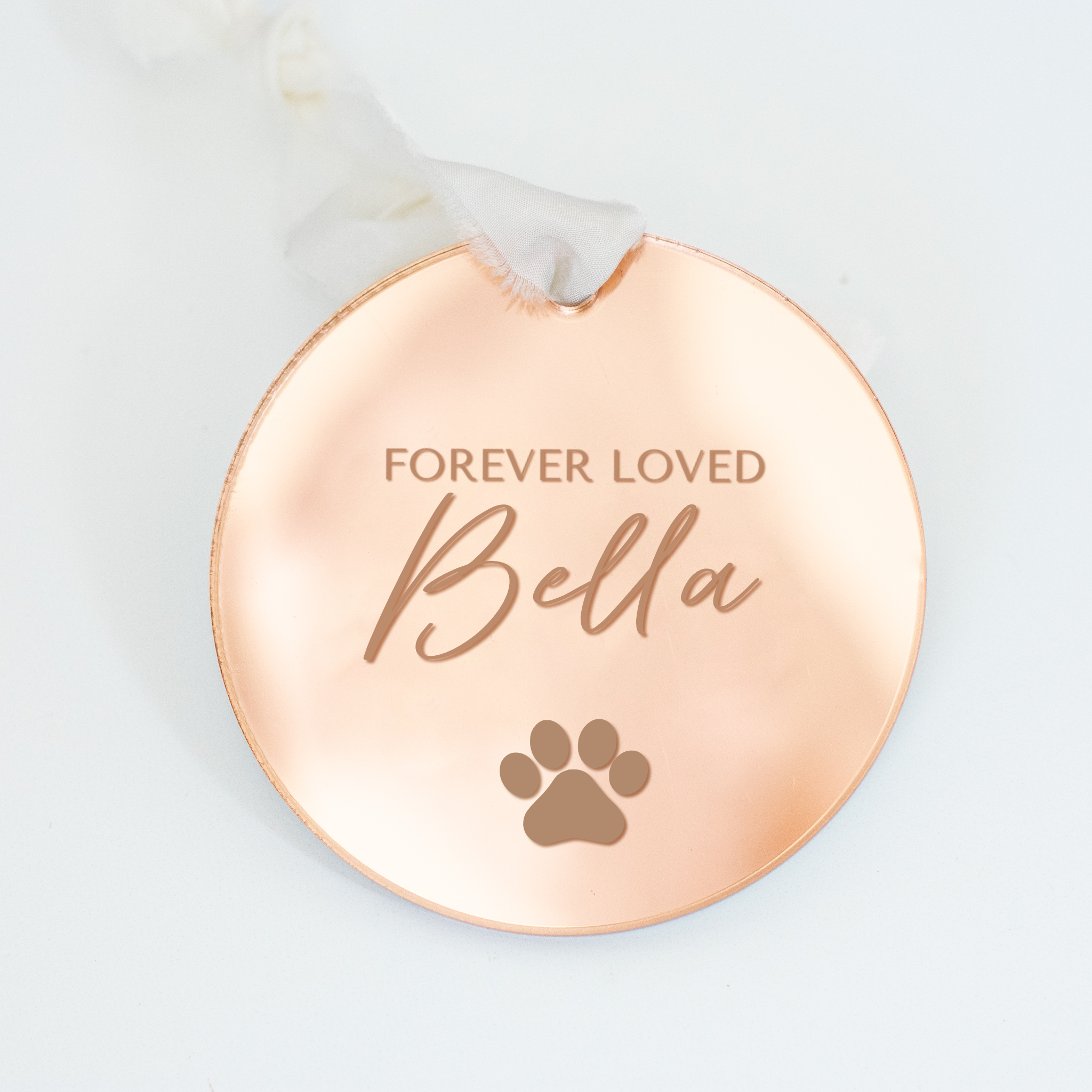 Custom Dog or Cat Memorial Ornament image number null